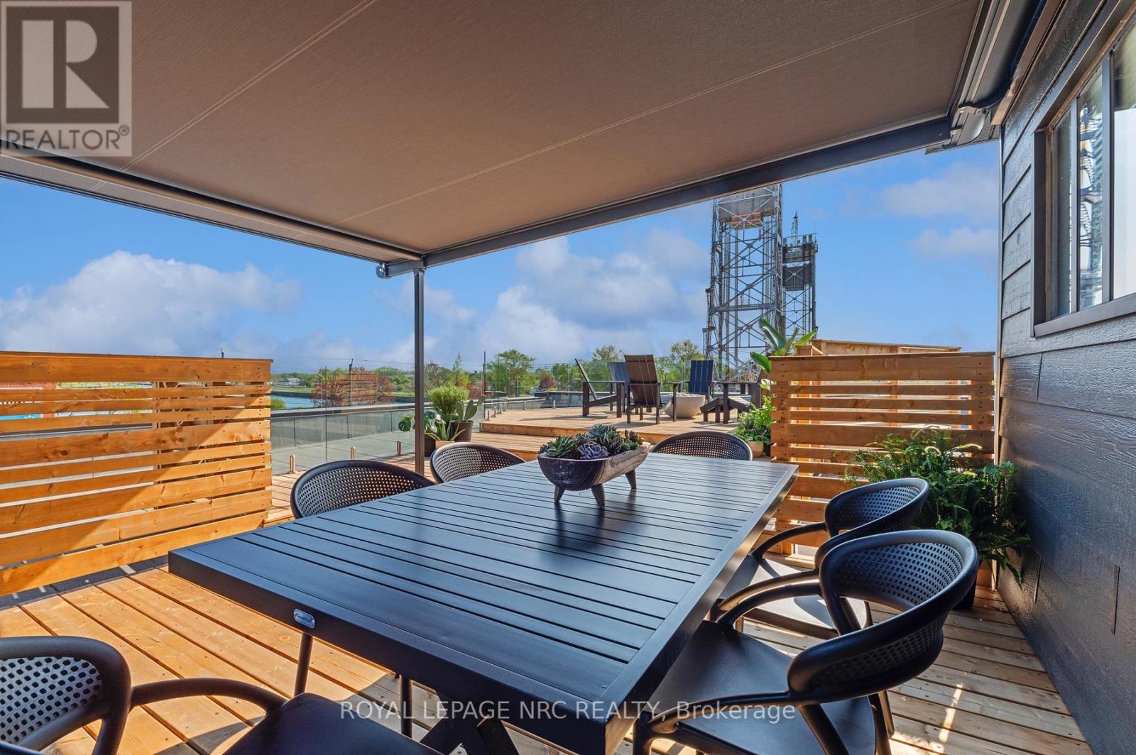 244 West Street, Port Colborne, Ontario  L3K 4E4 - Photo 10 - X12414351