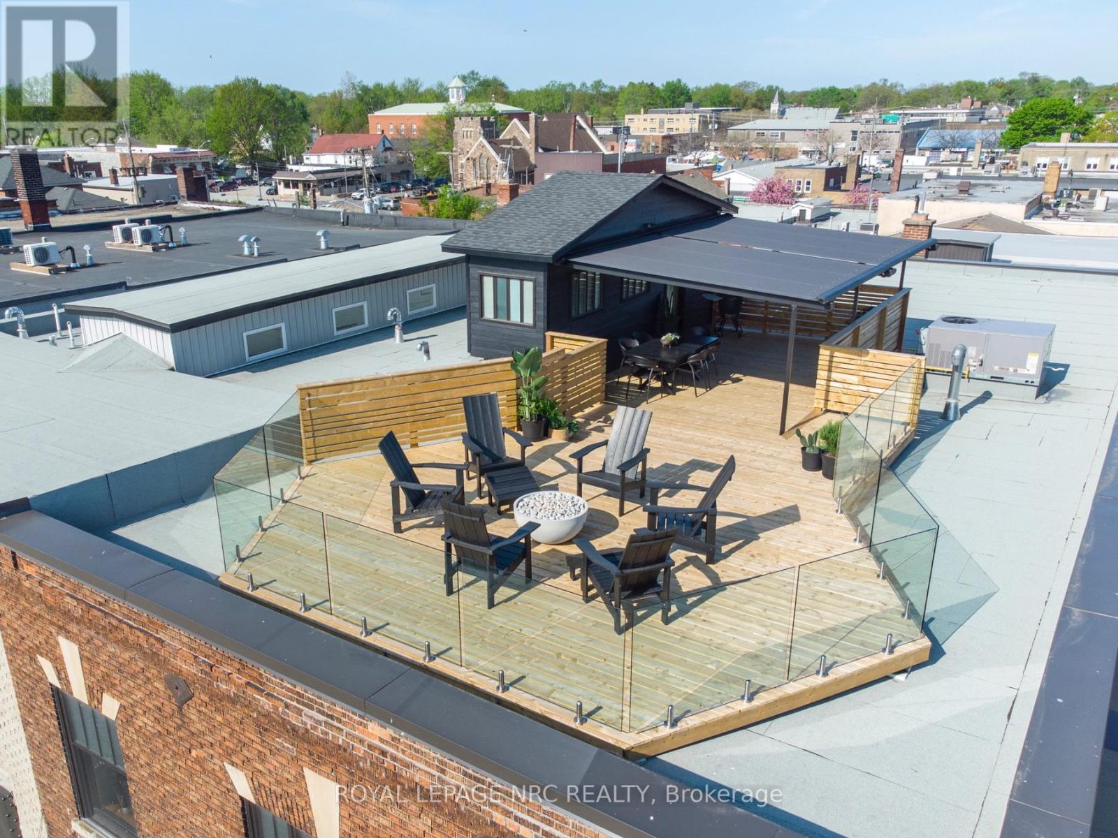 244 West Street, Port Colborne, Ontario  L3K 4E4 - Photo 12 - X12414351