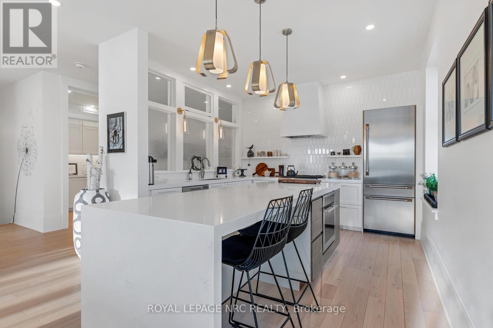 244 West Street, Port Colborne, Ontario  L3K 4E4 - Photo 24 - X12414351