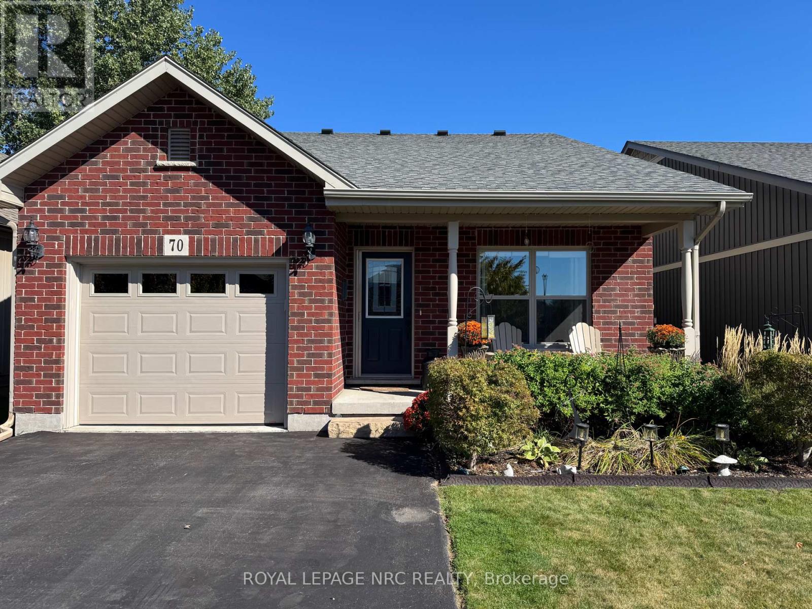 70 Parkside Drive, St. Catharines, Ontario  L2M 0B2 - Photo 2 - X12415164