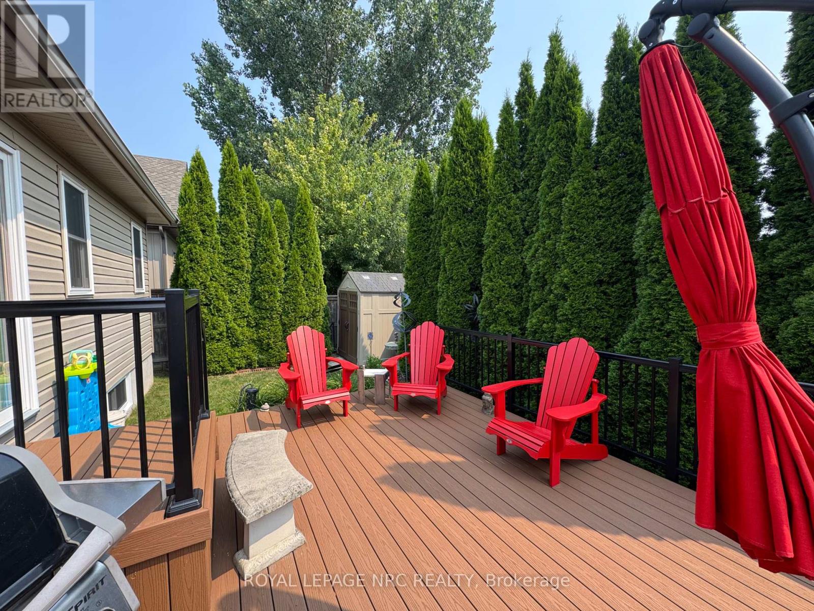 70 Parkside Drive, St. Catharines, Ontario  L2M 0B2 - Photo 33 - X12415164