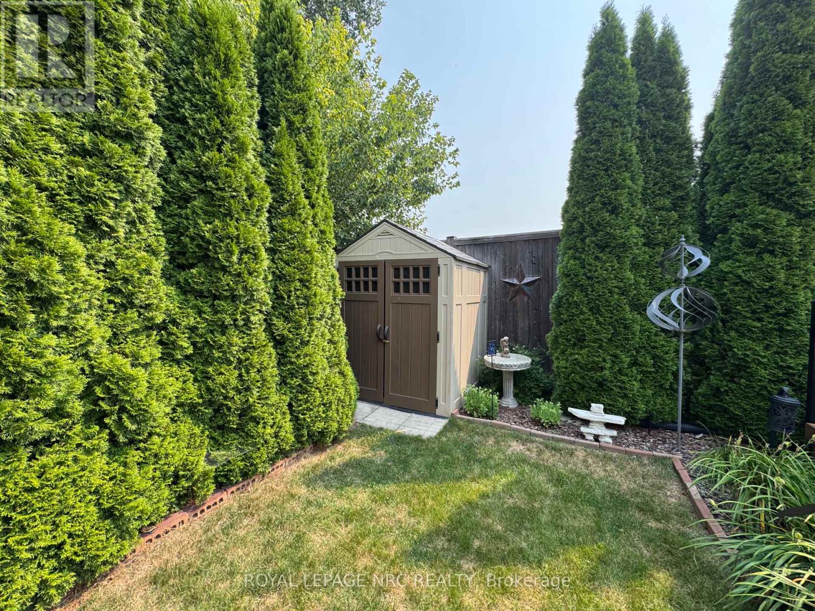 70 Parkside Drive, St. Catharines, Ontario  L2M 0B2 - Photo 37 - X12415164