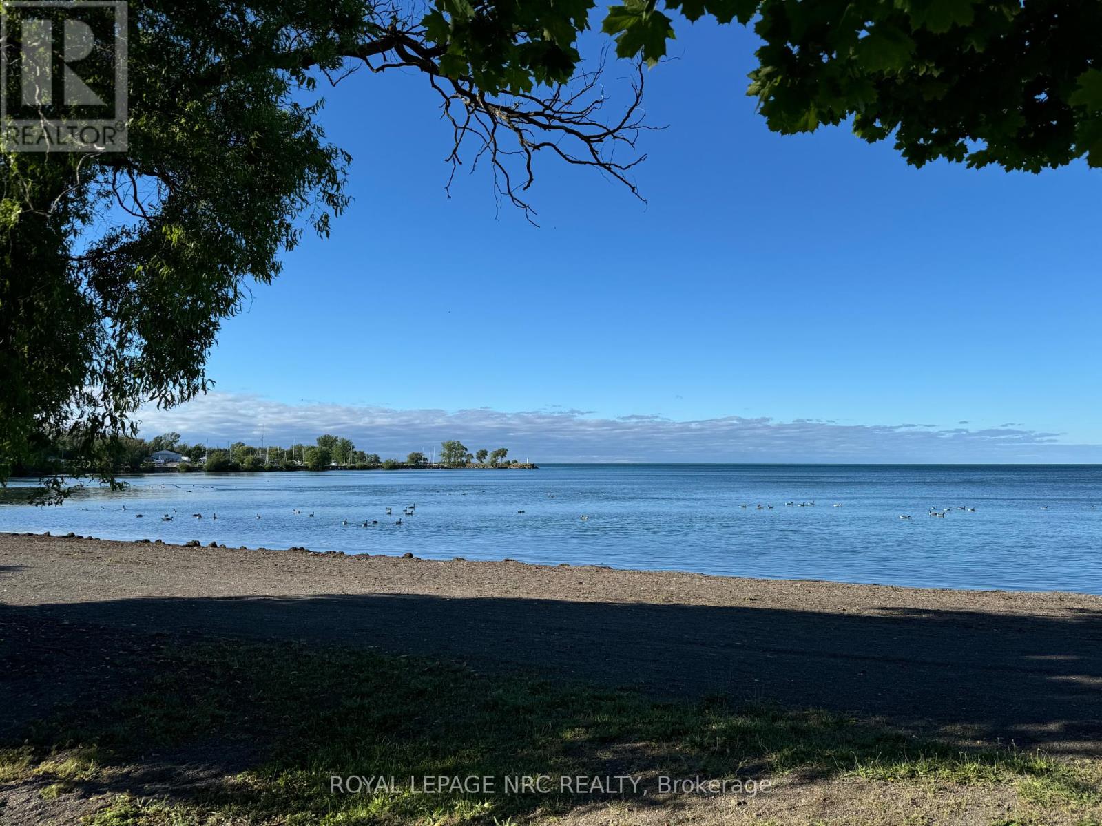 70 Parkside Drive, St. Catharines, Ontario  L2M 0B2 - Photo 42 - X12415164