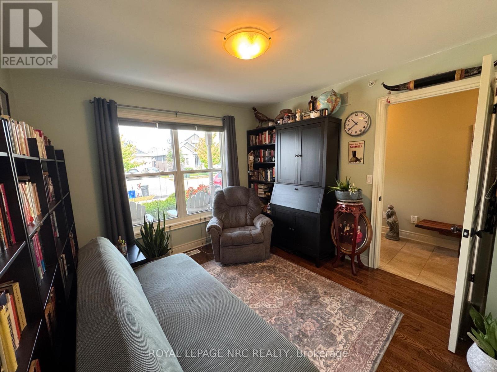 70 Parkside Drive, St. Catharines, Ontario  L2M 0B2 - Photo 8 - X12415164