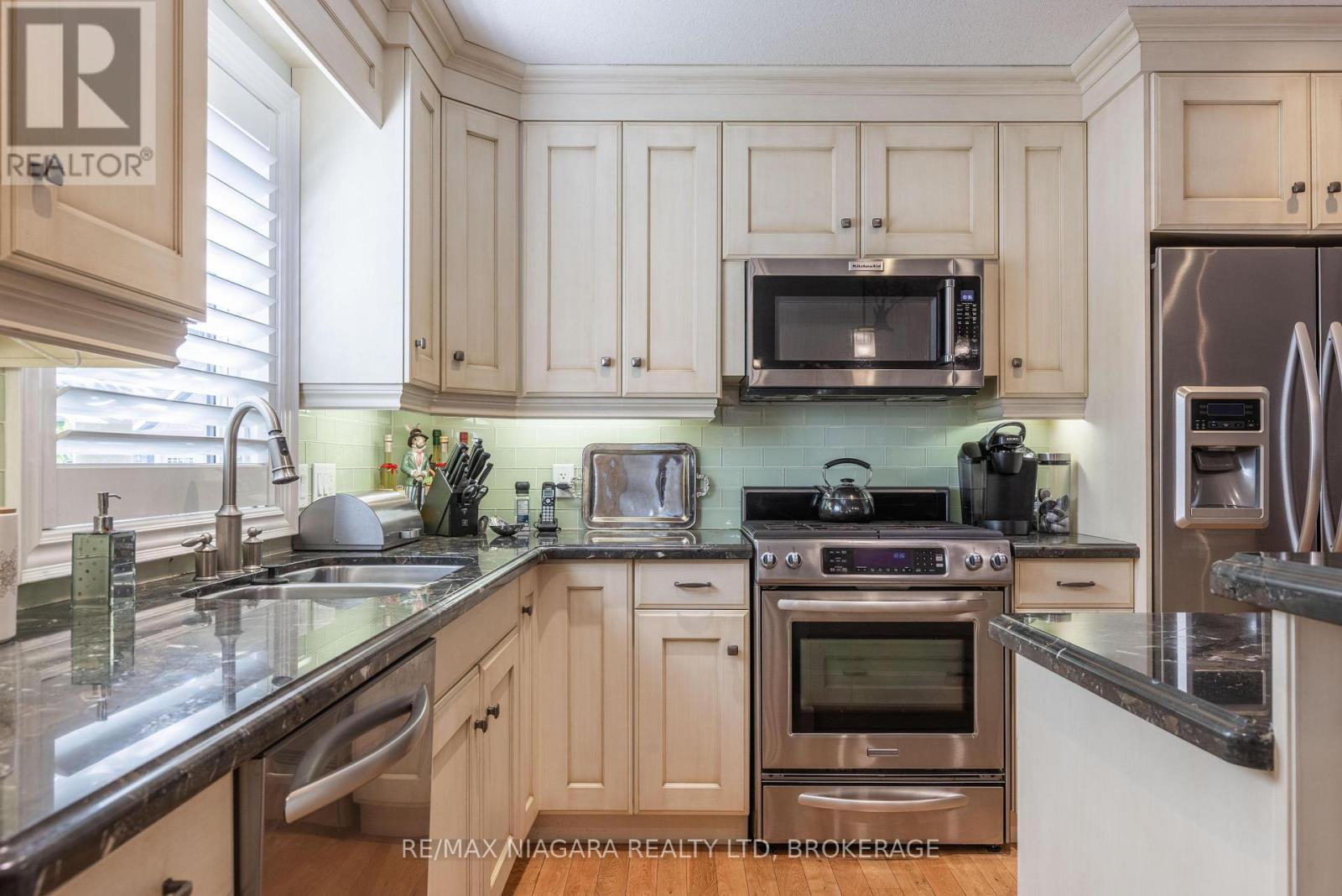 19 - 310 Ridge Road S, Fort Erie (Ridgeway), Ontario  L0S 1N0 - Photo 15 - X12415166