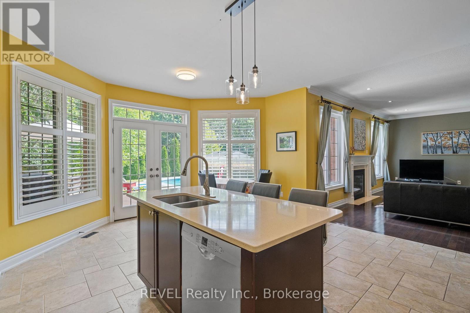 6440 St. Michael Avenue, Niagara Falls, Ontario  L2H 0C5 - Photo 10 - X12415962