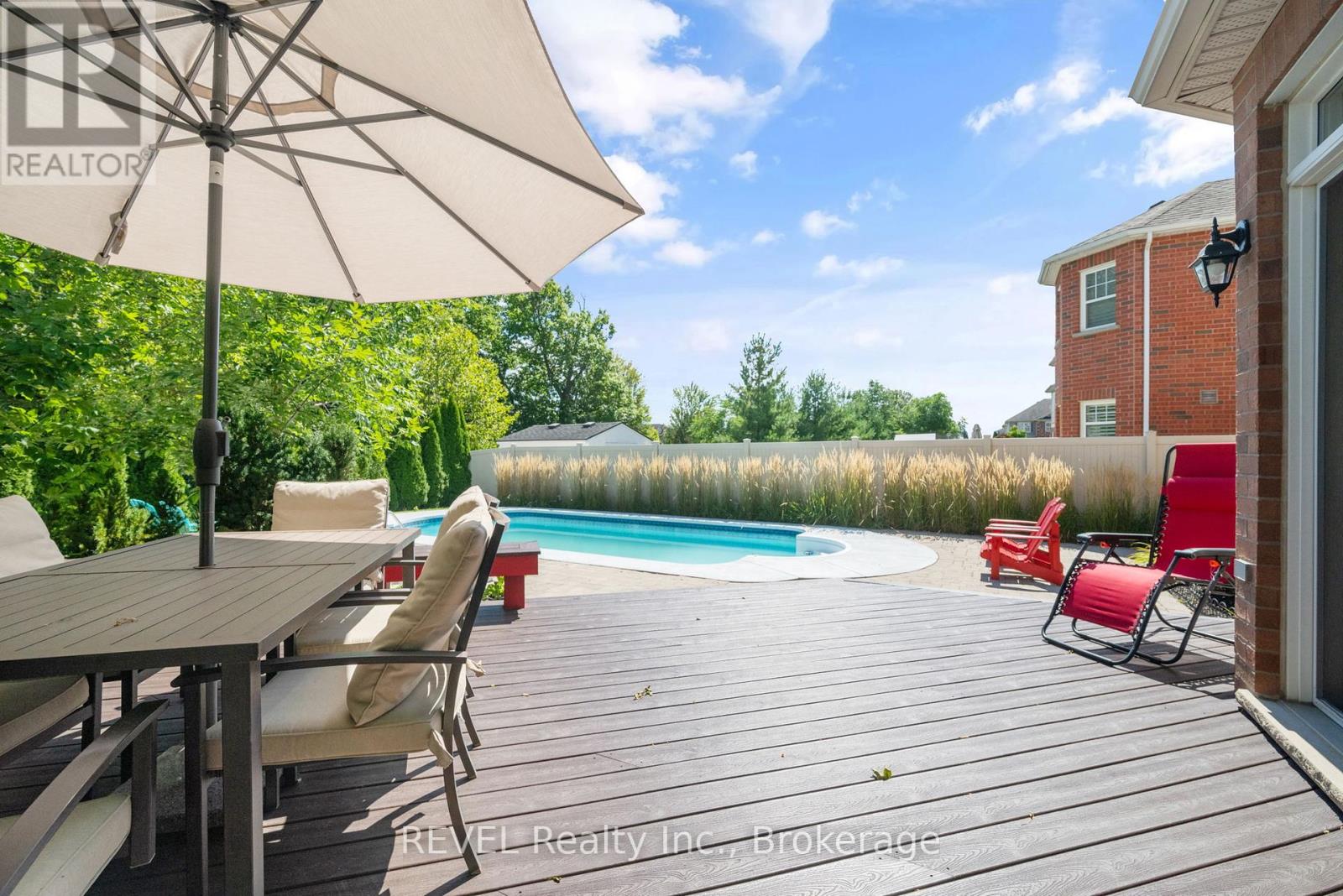 6440 St. Michael Avenue, Niagara Falls, Ontario  L2H 0C5 - Photo 4 - X12415962