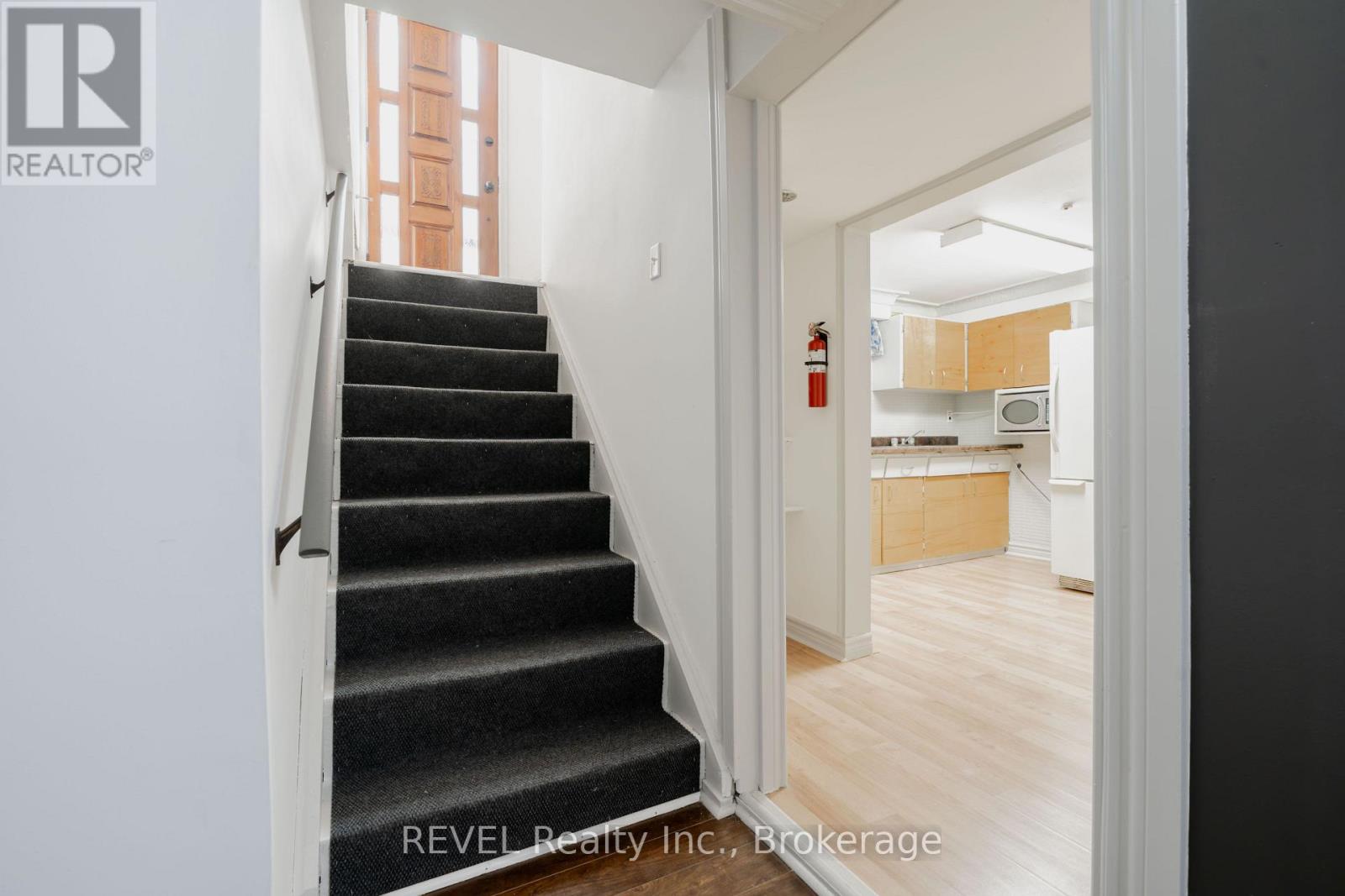 6835 Wills Street, Niagara Falls, Ontario  L2J 1Y6 - Photo 20 - X12419015