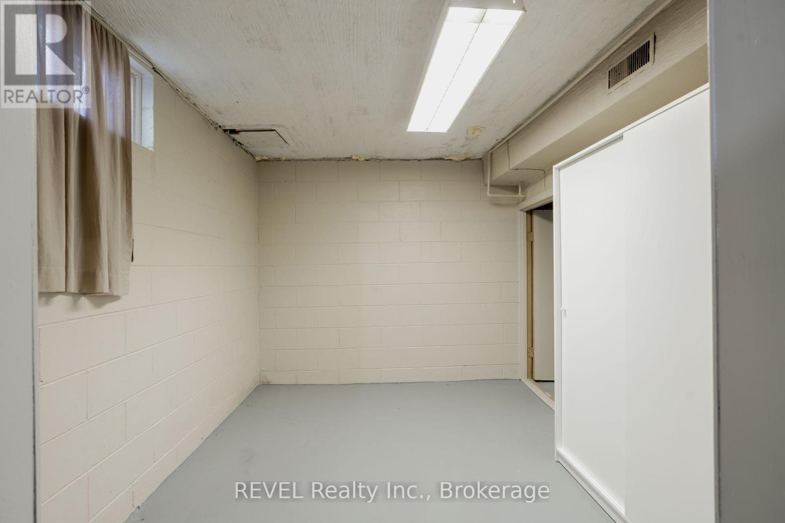 6835 Wills Street, Niagara Falls, Ontario  L2J 1Y6 - Photo 27 - X12419015