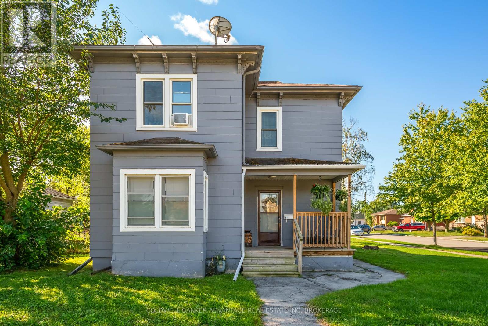 275 Gilmore Road, Fort Erie, Ontario  L2A 2M6 - Photo 2 - X12421784