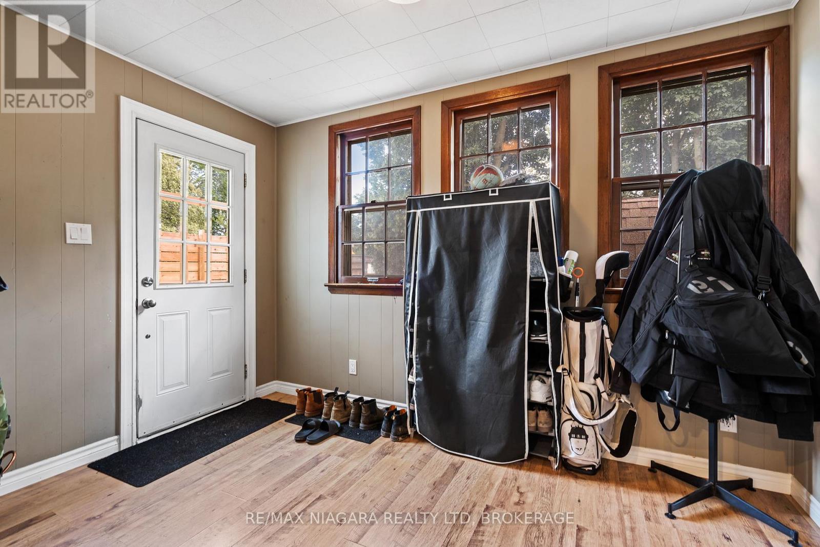 5690 Highland Avenue, Niagara Falls, Ontario  L2G 4X3 - Photo 25 - X12424520