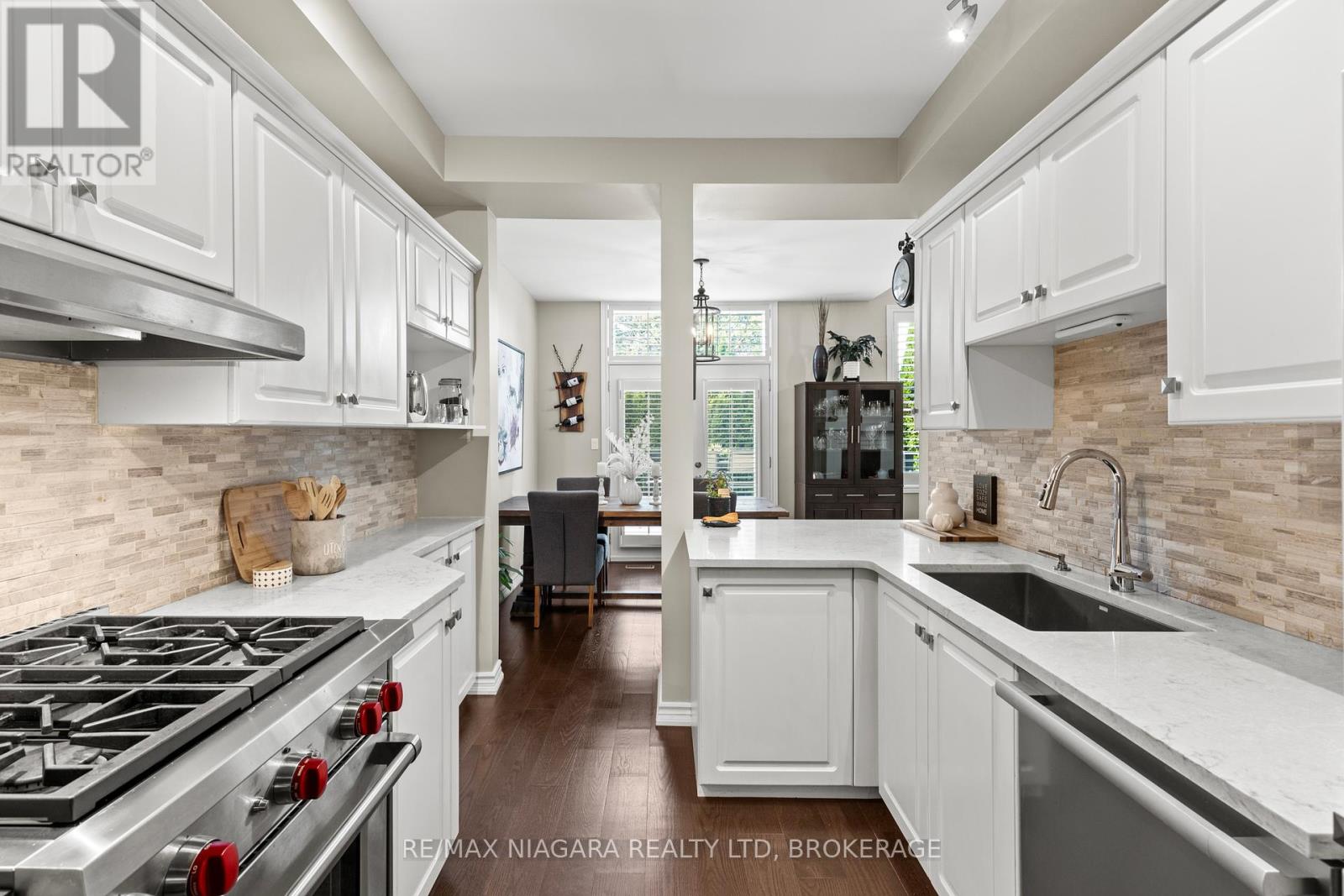 3 - 88 Lakeport Road, St. Catharines, Ontario  L2N 4P8 - Photo 15 - X12425061