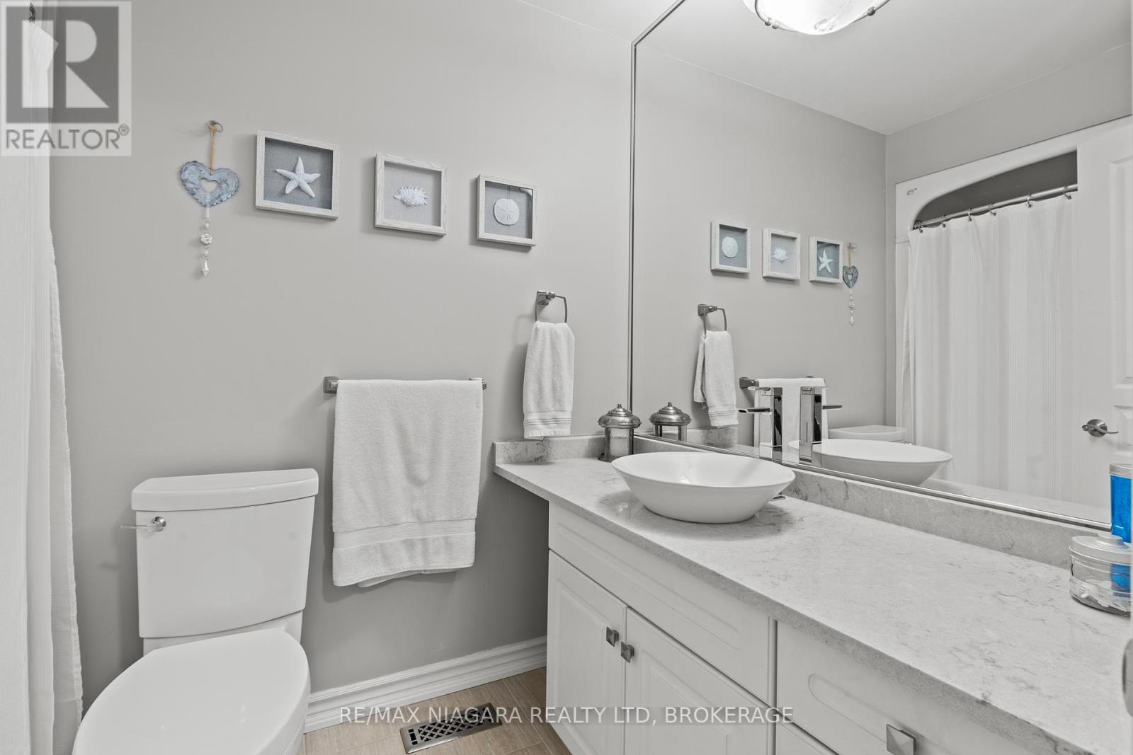 3 - 88 Lakeport Road, St. Catharines, Ontario  L2N 4P8 - Photo 28 - X12425061