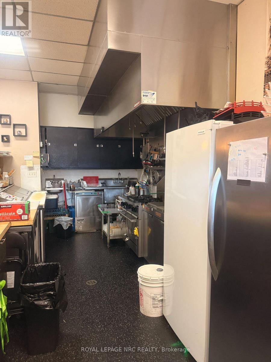 14 - 6100 Thorold Stone Road, Niagara Falls, Ontario  L2J 1A3 - Photo 10 - X12425232