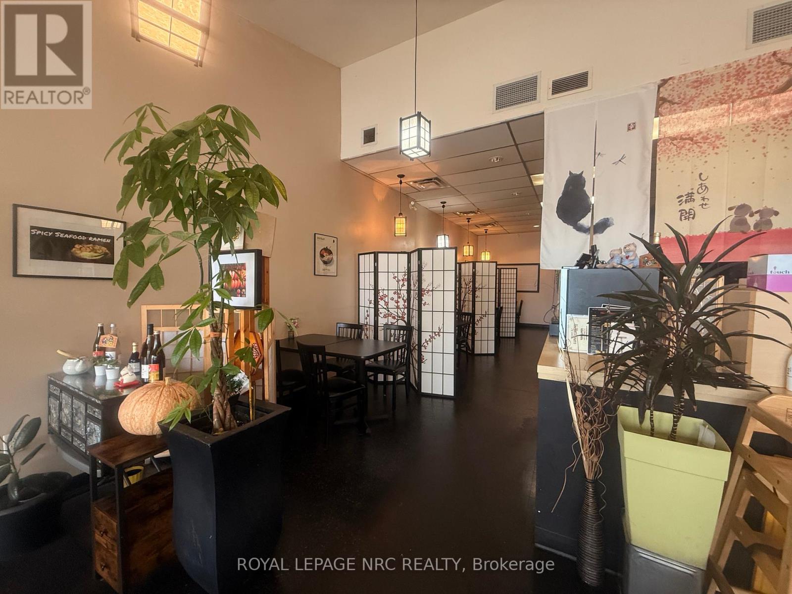 14 - 6100 Thorold Stone Road, Niagara Falls, Ontario  L2J 1A3 - Photo 4 - X12425232