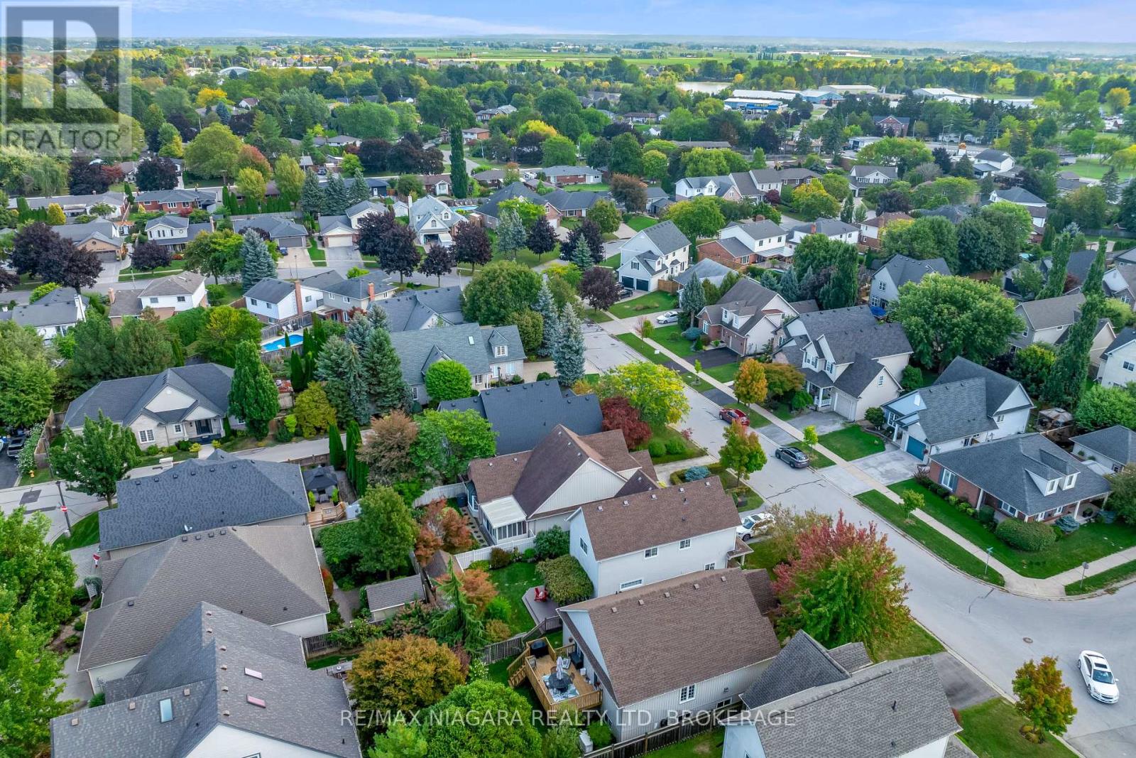 40 Frontier Drive, Niagara-On-The-Lake, Ontario  L0S 1J0 - Photo 39 - X12425600