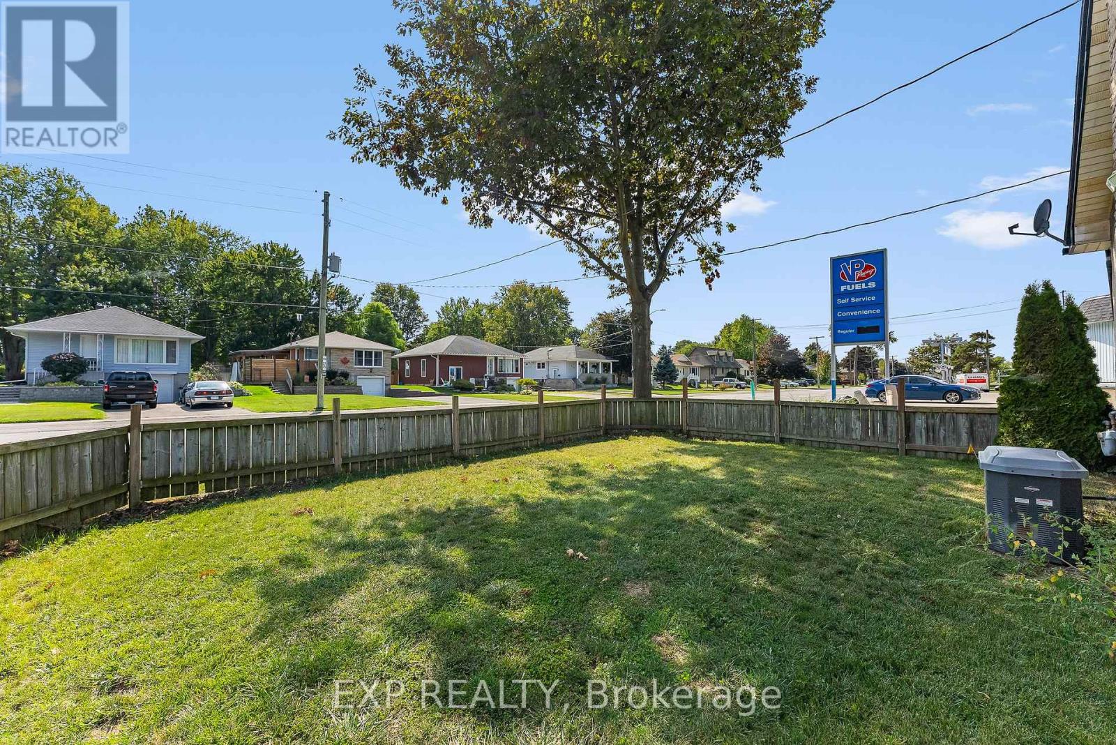 2 Homewood Avenue, Port Colborne, Ontario  L3K 5L5 - Photo 5 - X12425899