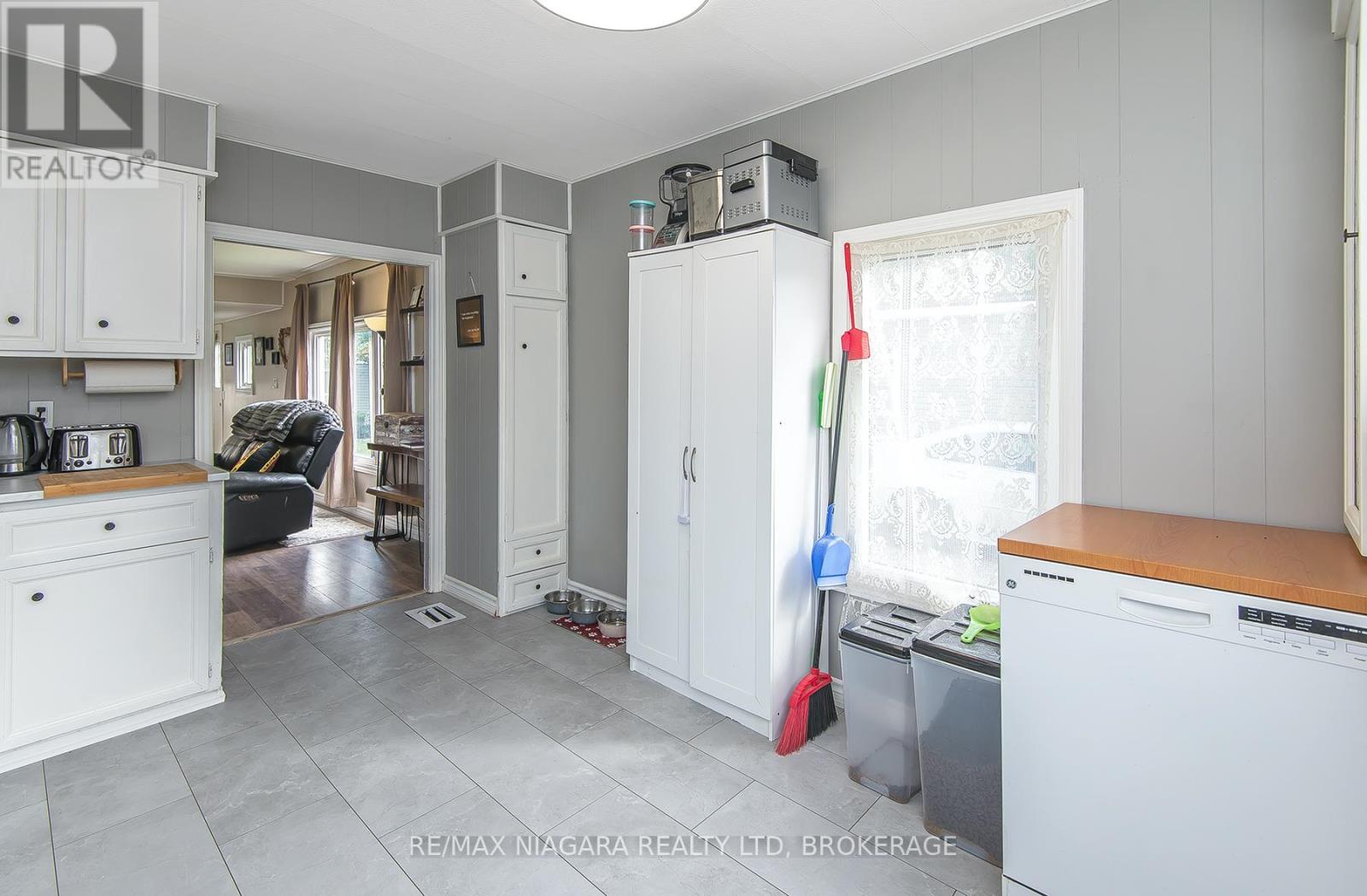 4599 Abigail Lane, Lincoln, Ontario  L3J 0W1 - Photo 20 - X12425918