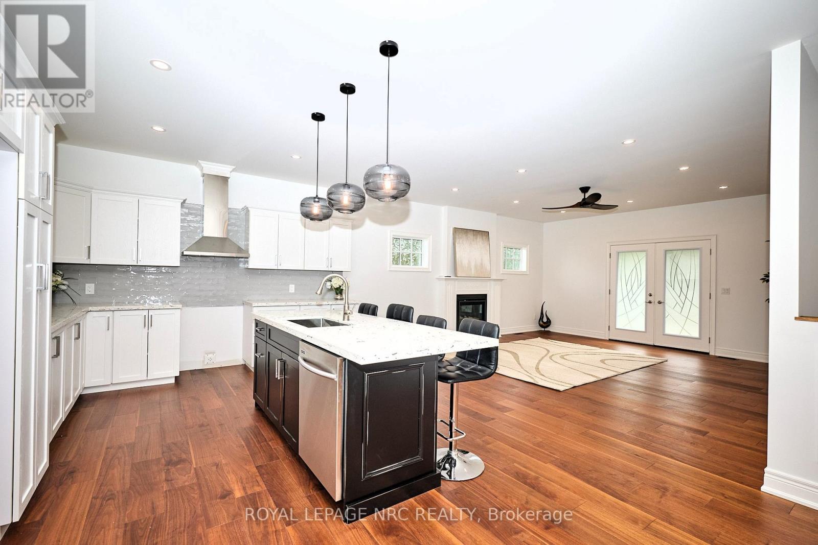 1129 Balfour Street, Pelham, Ontario  L0S 1C0 - Photo 10 - X12426864