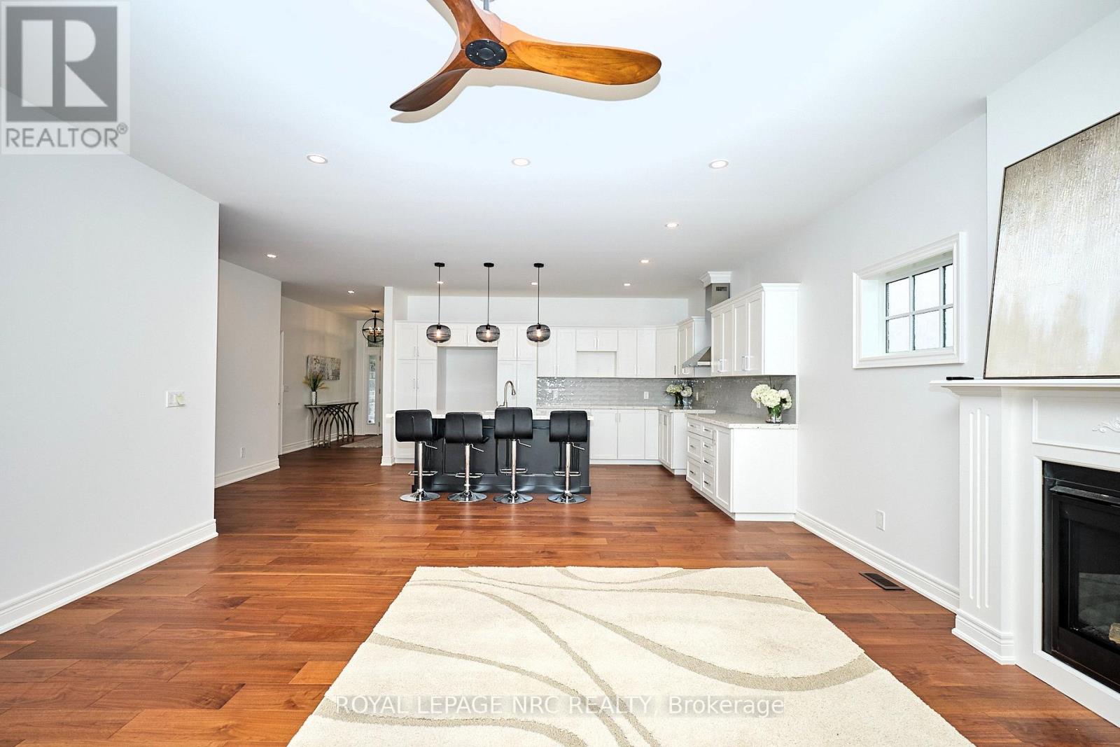 1129 Balfour Street, Pelham, Ontario  L0S 1C0 - Photo 13 - X12426864