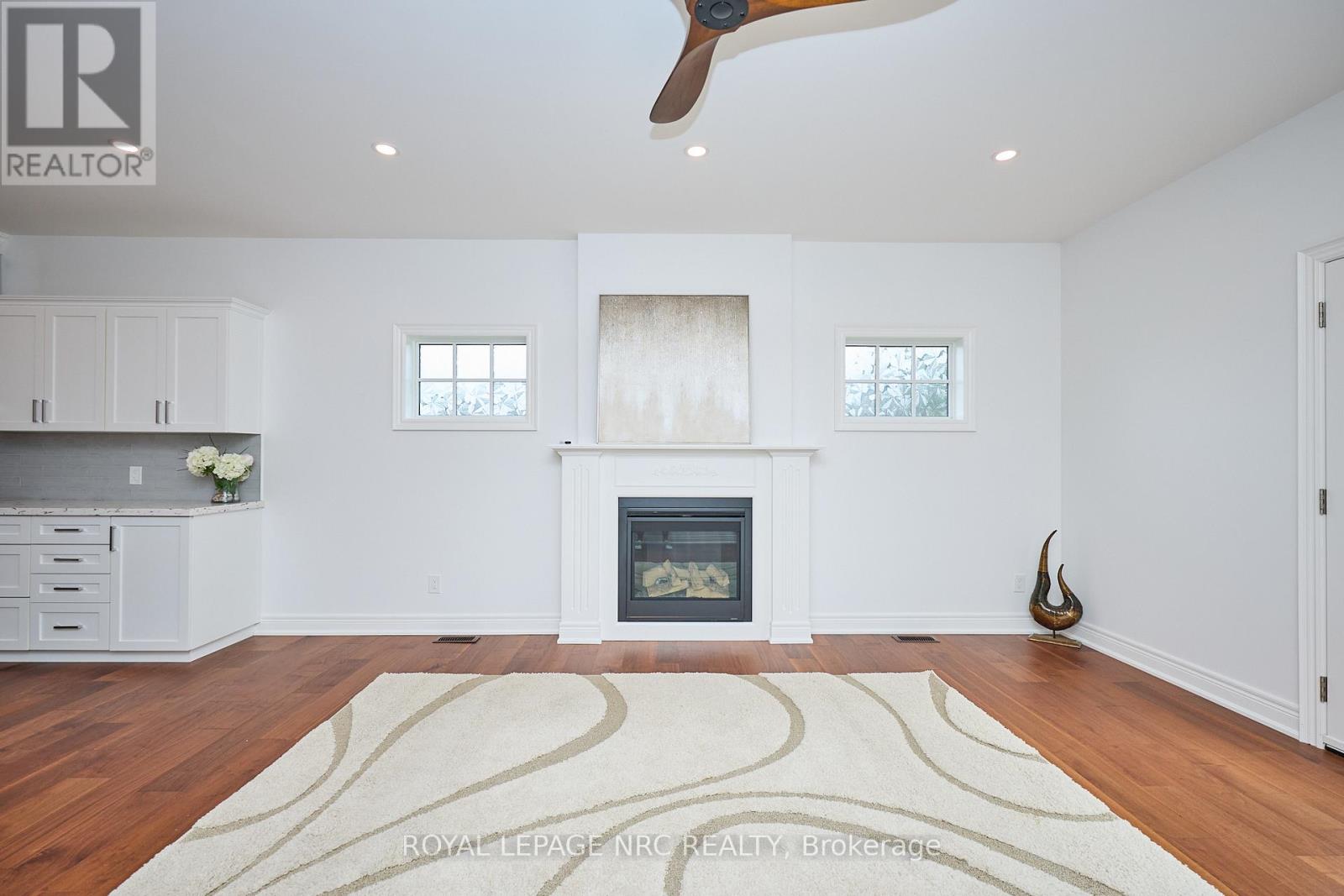 1129 Balfour Street, Pelham, Ontario  L0S 1C0 - Photo 17 - X12426864