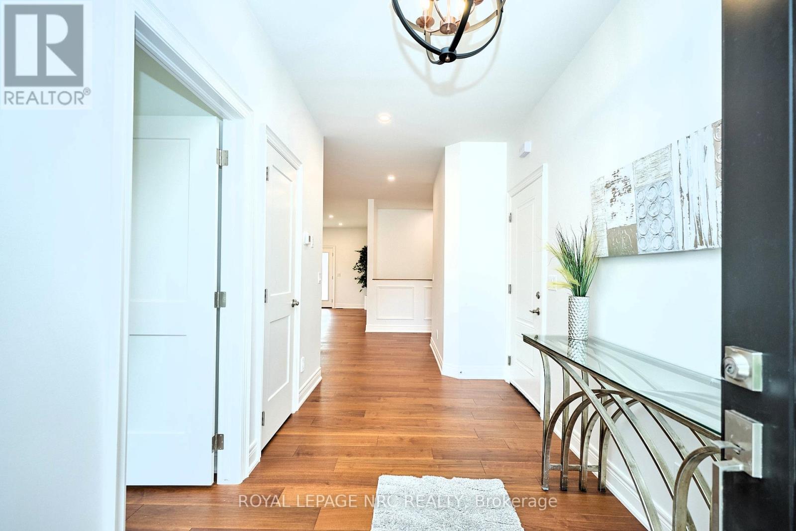 1129 Balfour Street, Pelham, Ontario  L0S 1C0 - Photo 5 - X12426864