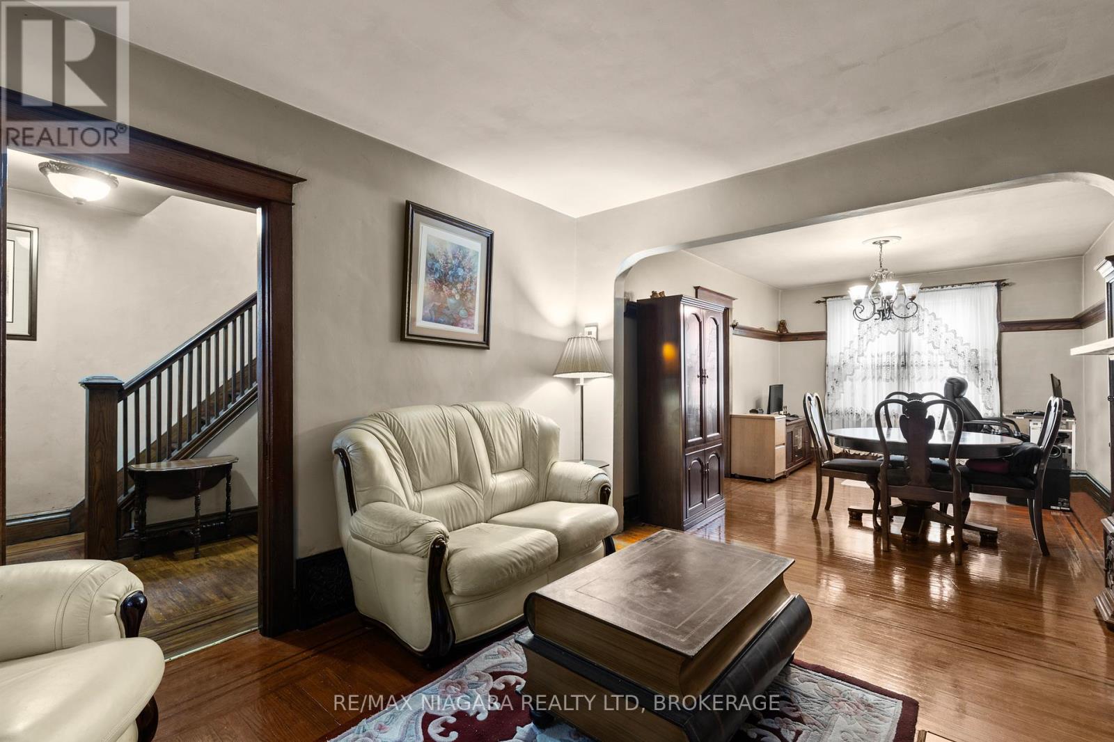 154 Melrose Avenue N, Hamilton, Ontario  L8L 6X6 - Photo 11 - X12428059