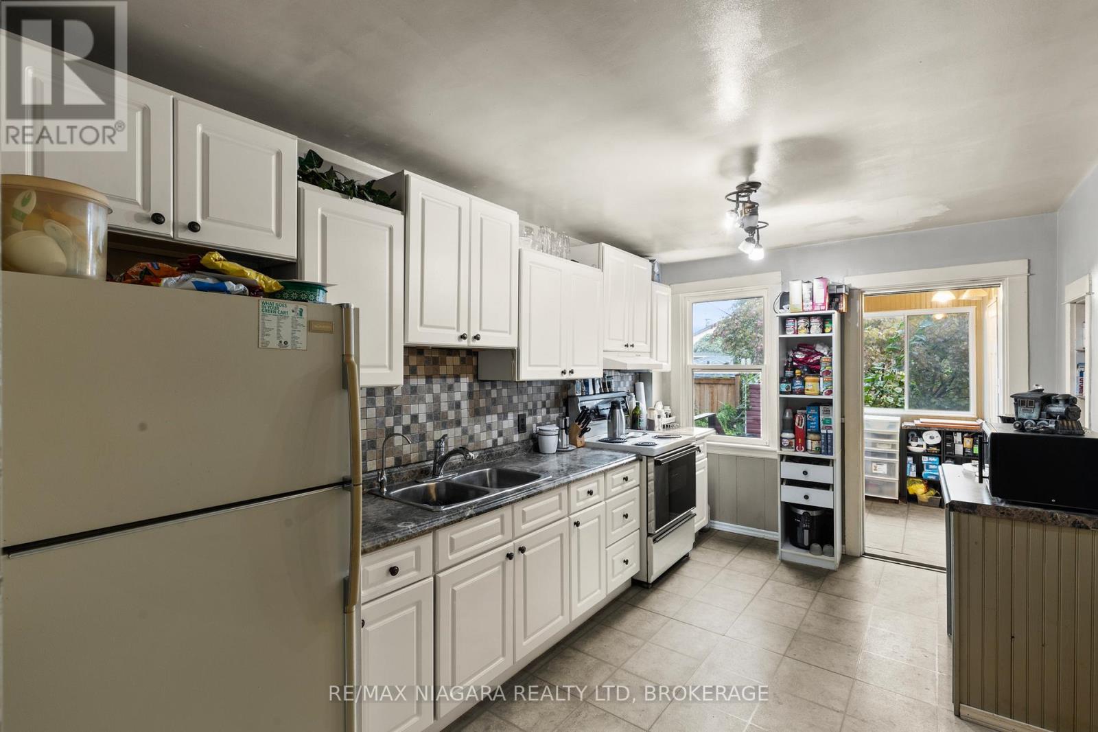 154 Melrose Avenue N, Hamilton, Ontario  L8L 6X6 - Photo 15 - X12428059