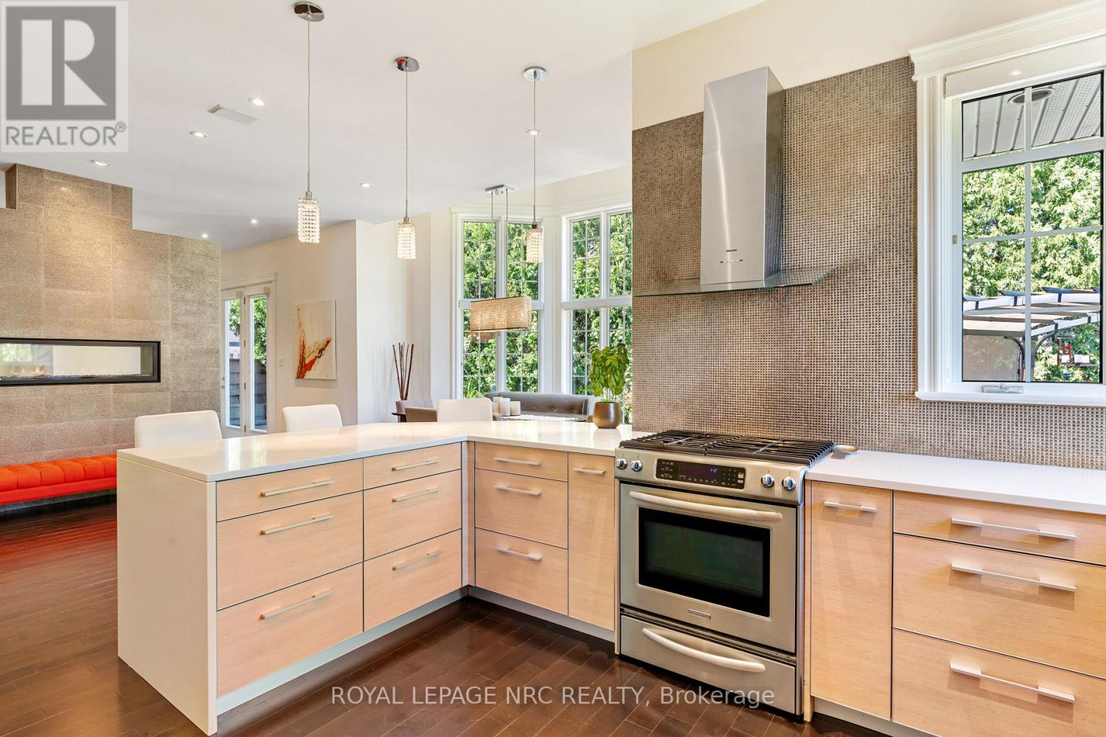 3505 Matthews Drive, Niagara Falls, Ontario  L2H 2Z4 - Photo 8 - X12428233