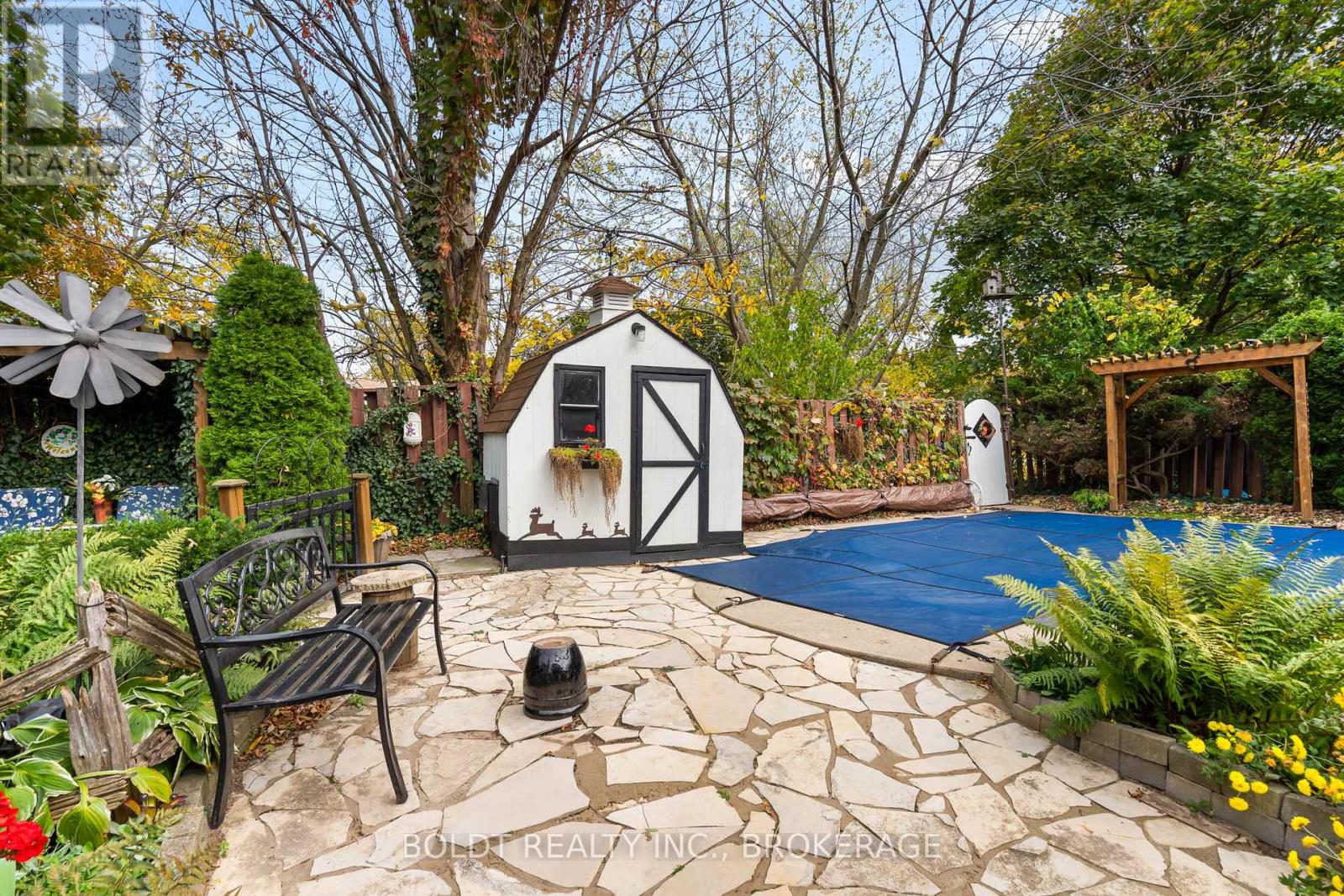 720 Niagara Street, St. Catharines, Ontario  L2M 3R9 - Photo 32 - X12428234