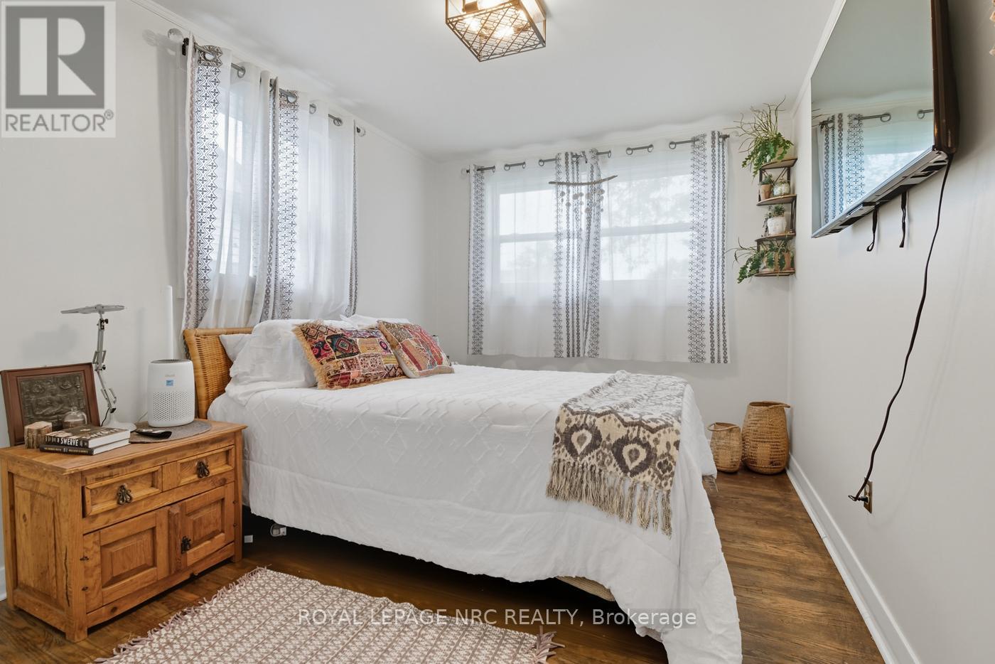 464 Gorham Road, Fort Erie, Ontario  L0S 1N0 - Photo 18 - X12428852