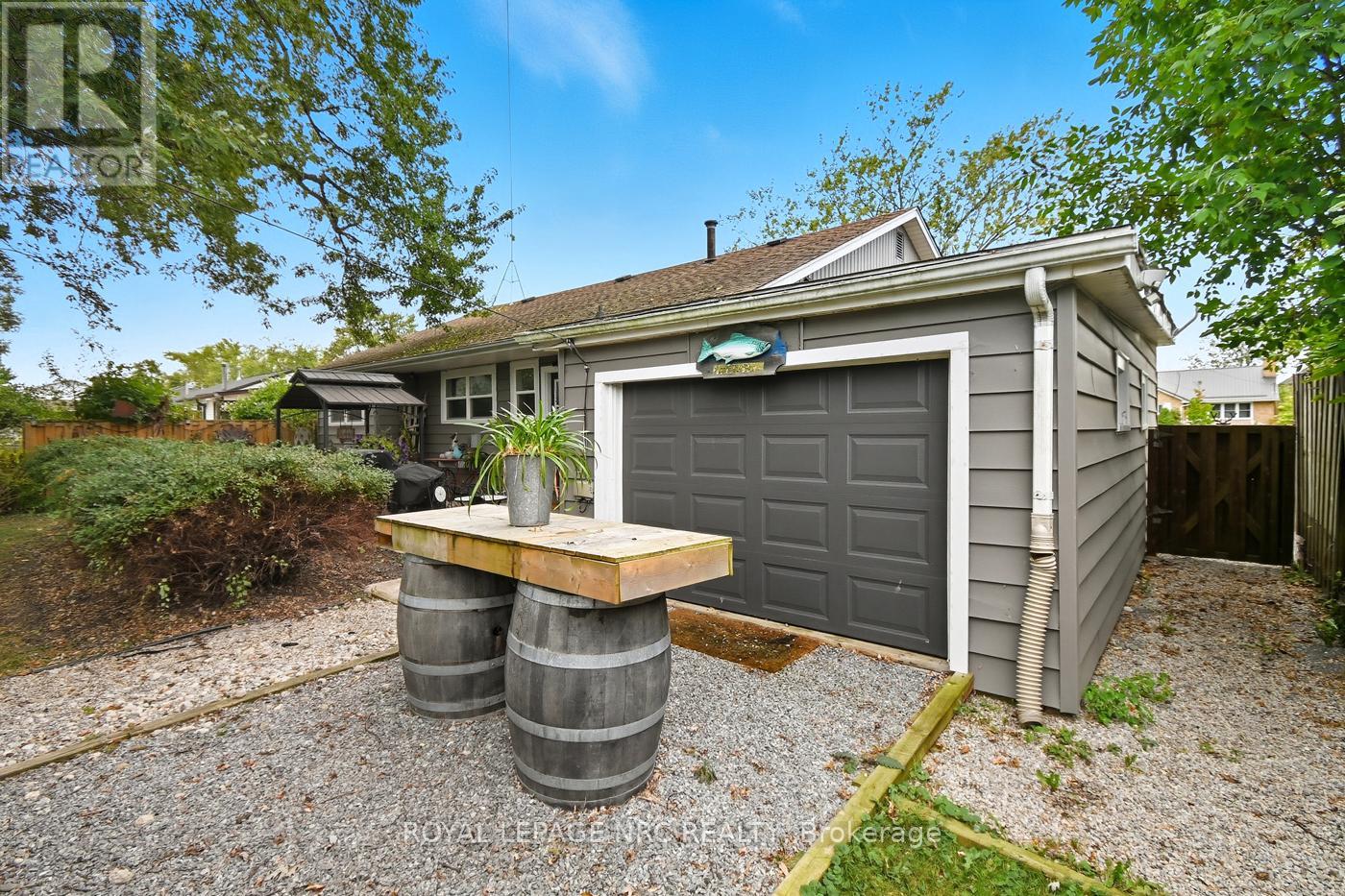 464 Gorham Road, Fort Erie, Ontario  L0S 1N0 - Photo 38 - X12428852