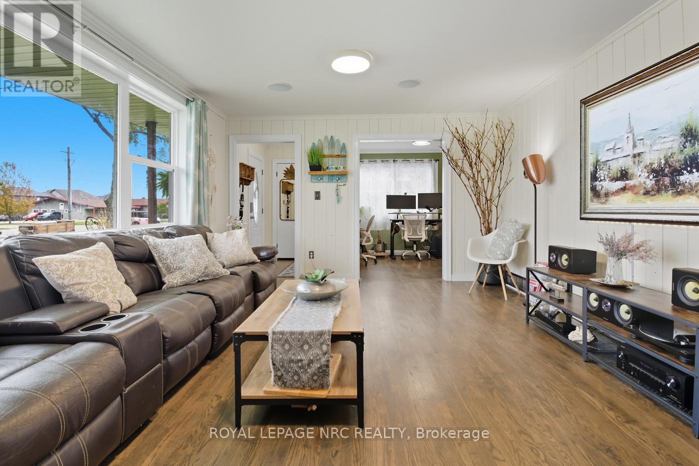 464 Gorham Road, Fort Erie, Ontario  L0S 1N0 - Photo 5 - X12428852