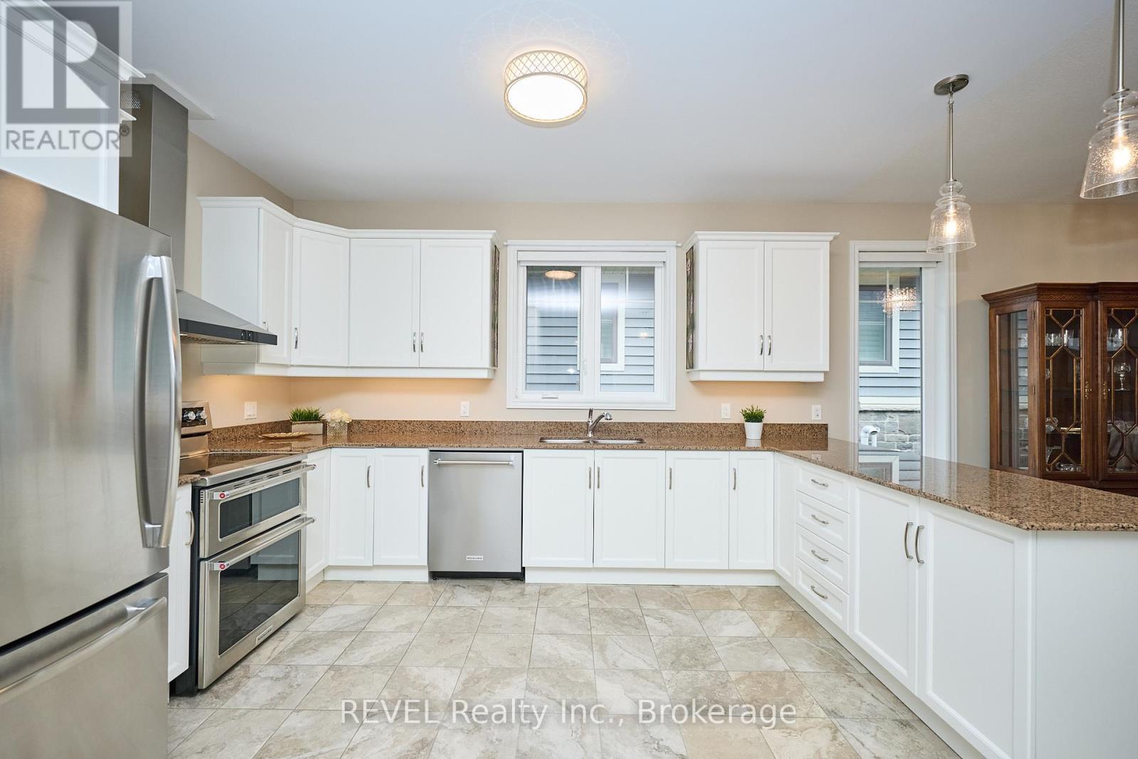 6 - 2848 King Street, Lincoln, Ontario  L0R 1S0 - Photo 9 - X12429733