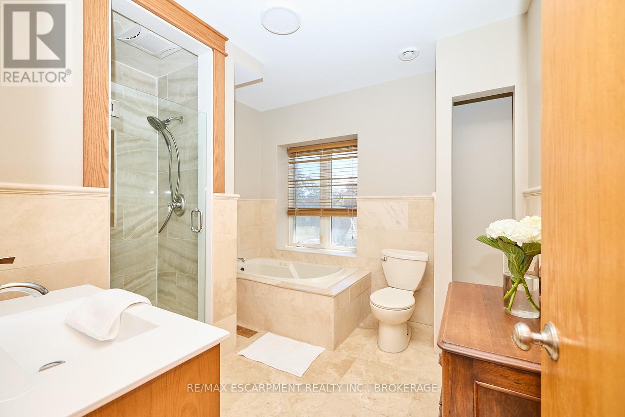 4915 King Street, Lincoln, Ontario  L0R 1B0 - Photo 12 - X12430560