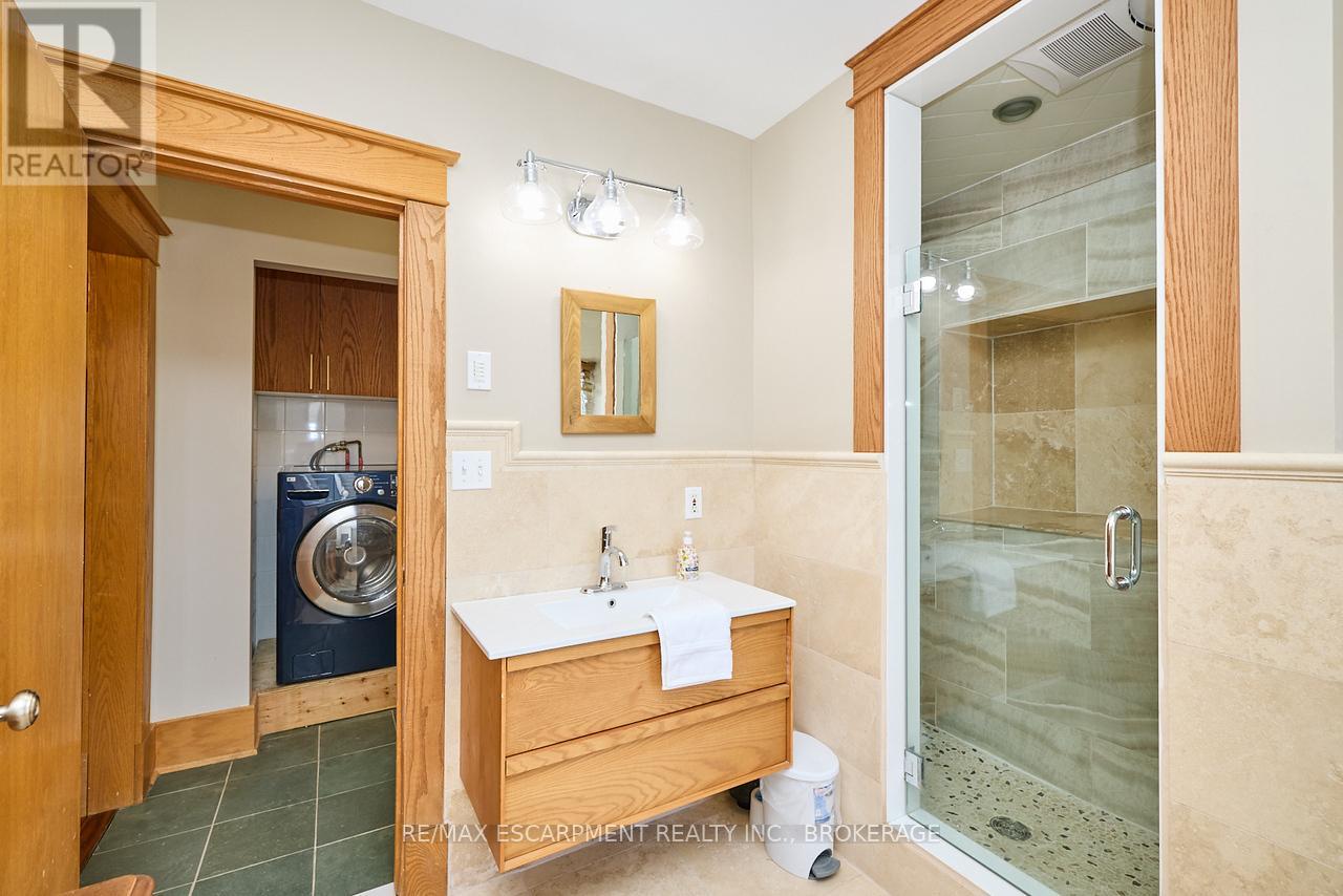 4915 King Street, Lincoln, Ontario  L0R 1B0 - Photo 13 - X12430560