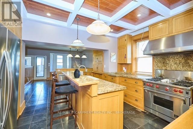 4915 King Street, Lincoln, Ontario  L0R 1B0 - Photo 8 - X12430560