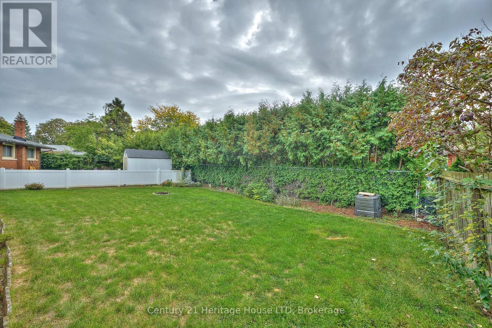 18 Princeway Drive, St. Catharines (Lakeport), Ontario  L2N 2X6 - Photo 34 - X12431829