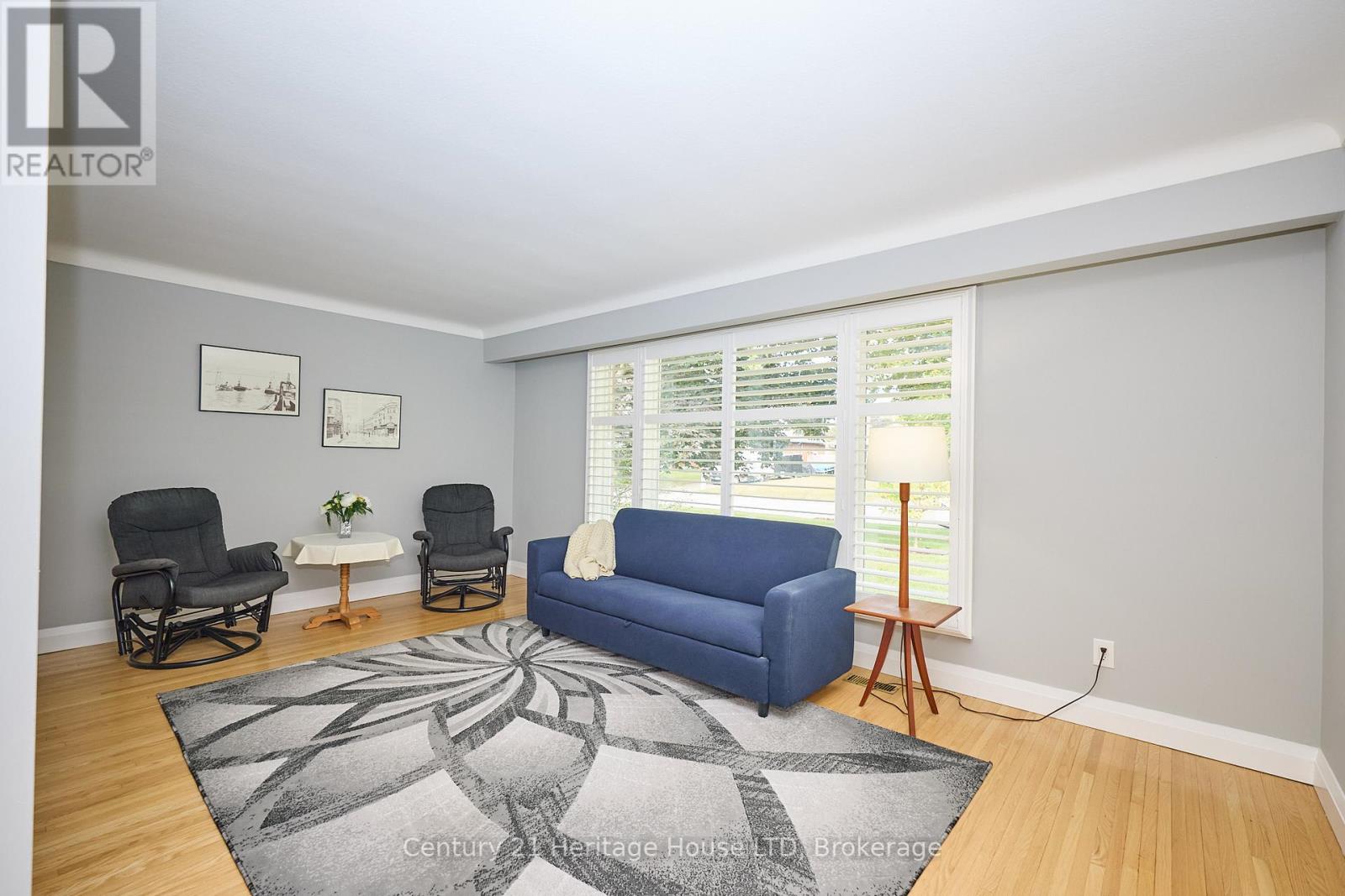 18 Princeway Drive, St. Catharines (Lakeport), Ontario  L2N 2X6 - Photo 6 - X12431829