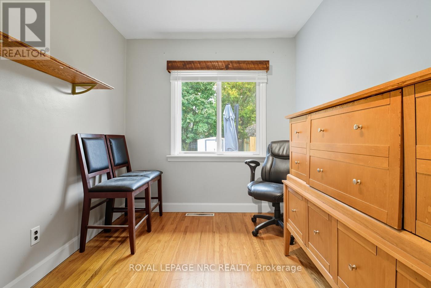 42 Linwood Drive, Welland (Prince Charles), Ontario  L3C 2B6 - Photo 15 - X12431848