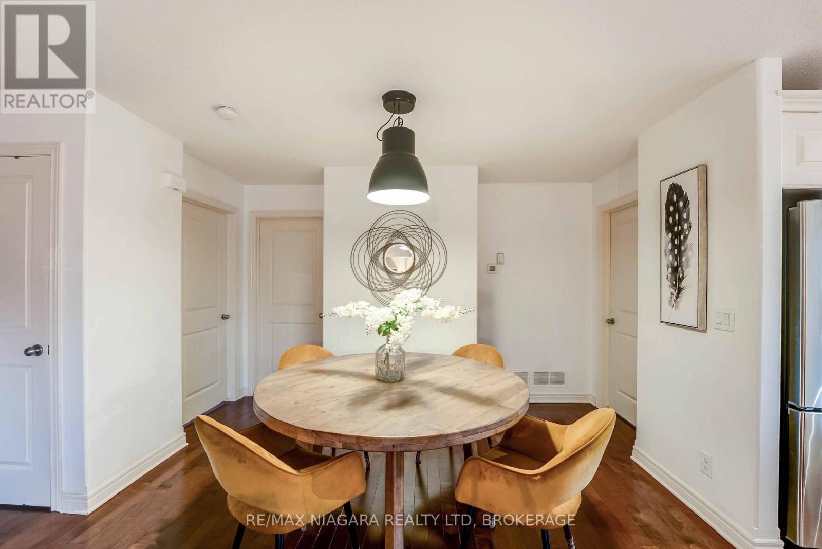 22 Henley Court, Welland, Ontario  L3B 6E8 - Photo 10 - X12431871