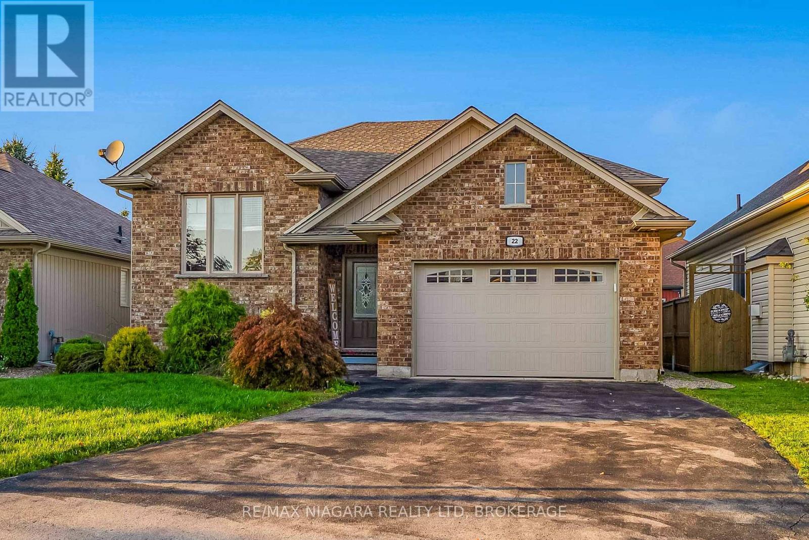 22 Henley Court, Welland, Ontario  L3B 6E8 - Photo 2 - X12431871