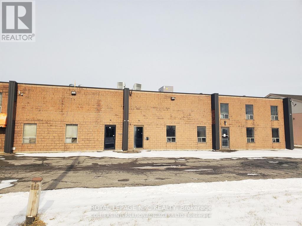 12-18 Clark Street S, Welland (Broadway), Ontario  L3B 5W6 - Photo 19 - X12432038