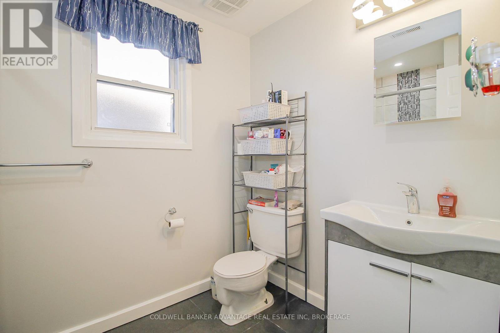 36 Wellbrook Boulevard, Welland, Ontario  L3C 5T4 - Photo 19 - X12432231