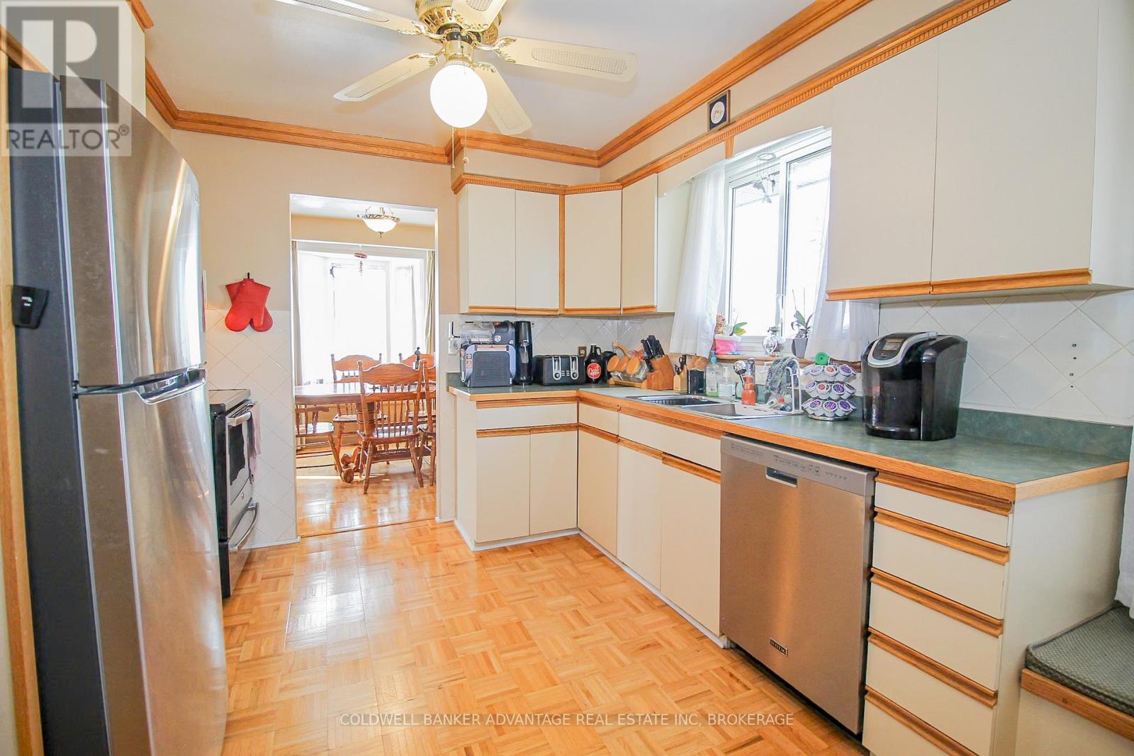 36 Wellbrook Boulevard, Welland, Ontario  L3C 5T4 - Photo 7 - X12432231