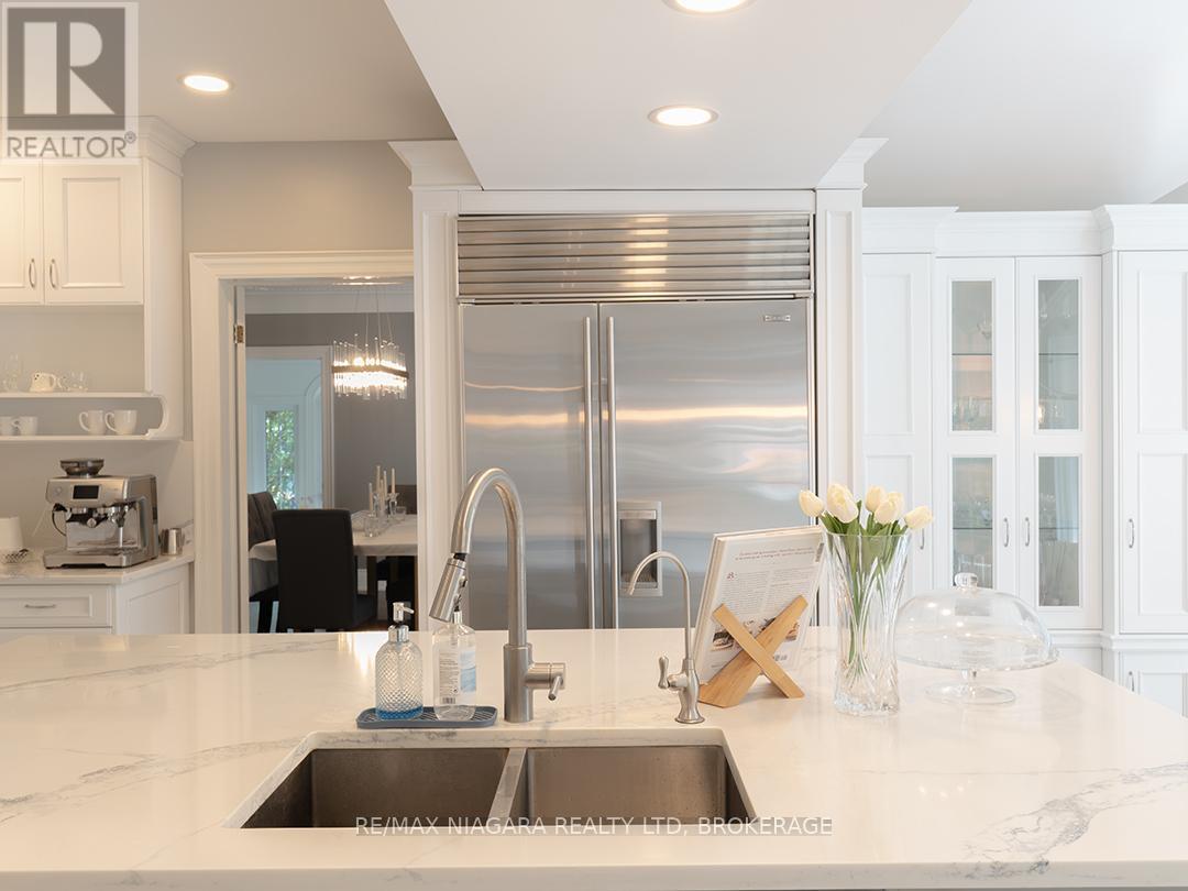 10187 Lakeshore Road W, Wainfleet, Ontario  L3K 5V4 - Photo 11 - X12432998