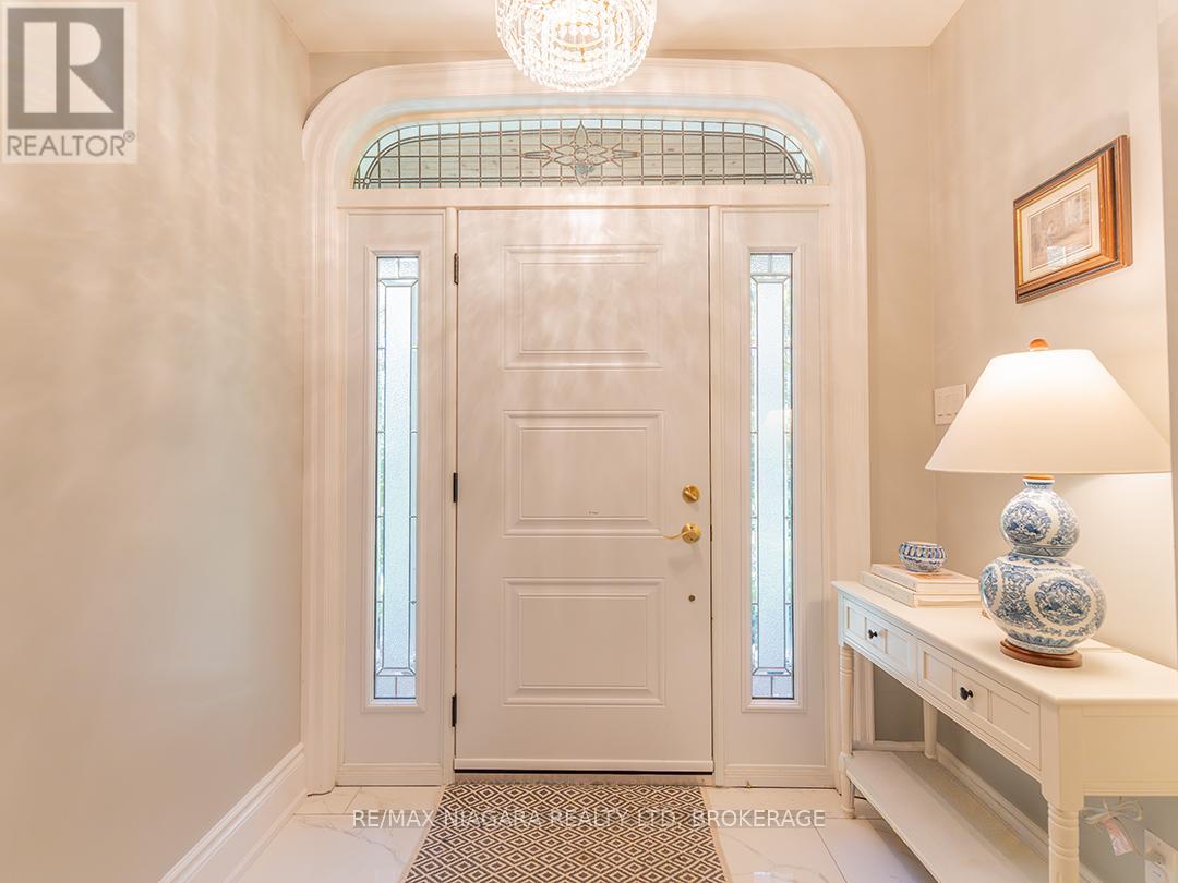 10187 Lakeshore Road W, Wainfleet, Ontario  L3K 5V4 - Photo 6 - X12432998