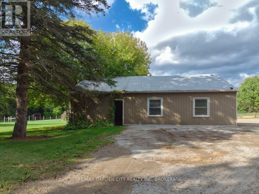 503 Metler Road, Pelham, Ontario  L0S 1M0 - Photo 3 - X12434646