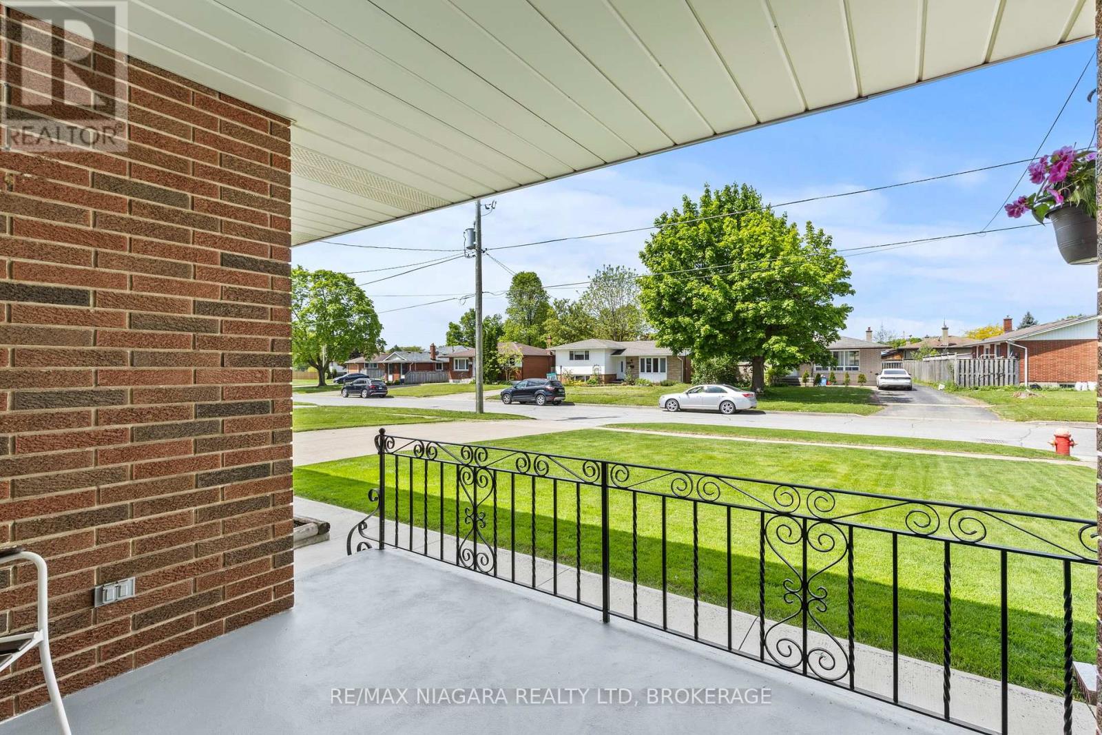 6628 Argyll Crescent, Niagara Falls, Ontario  L2G 5E7 - Photo 7 - X12435324