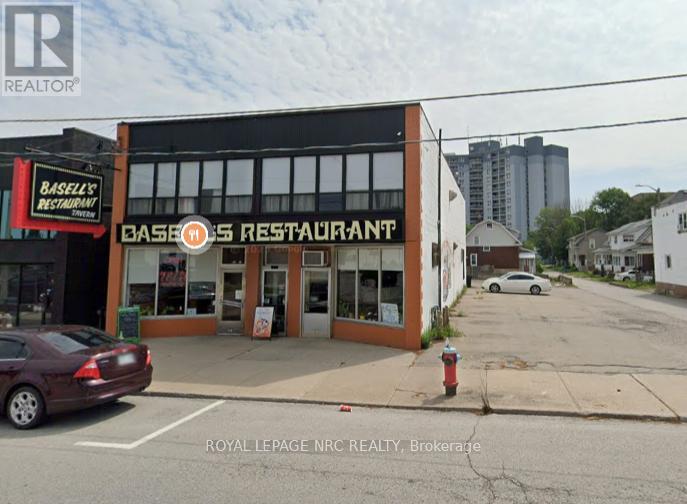 4880 VICTORIA AVENUE, niagara falls (downtown), Ontario